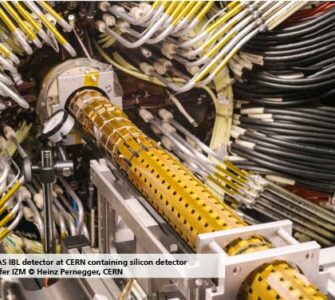 Installation fo the ATLAS IBL detector at CERN containing silicon detector modules from Fraunhofer IZM