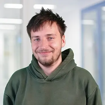 Profile Picture of Tom Chojne